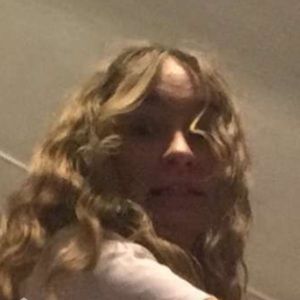 Meet your Posher, Brenna